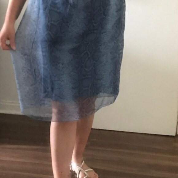 Silk Dress  , made in Italy,  size M, Excellent condition ! - Picture 8 of 8